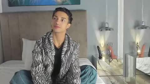 Snapshot of dean_scott chatting on February 16, 2025, 11:38 am dean_scott online show from February 16, 2025, 11:38 am