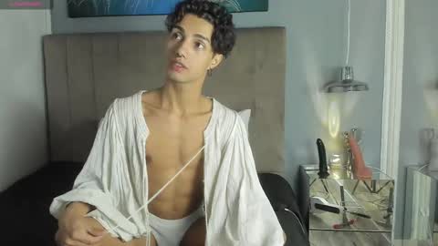 Snapshot of dean_scott chatting on February 21, 2025, 11:33 am dean_scott online show from February 21, 2025, 11:33 am