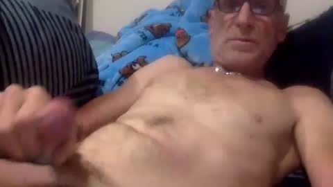 deanofflove221000 online show from October 24, 2025, 4:20 am