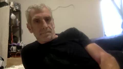 deanofflove221000 online show from November 15, 2025, 7:49 am