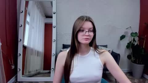 Jessica online show from November 25, 2025, 10:04 am