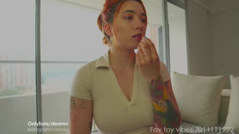Snapshot of dearnina chatting on February 21, 2025, 8:27 pm NINA 30OFF online show from February 21, 2025, 8:27 pm