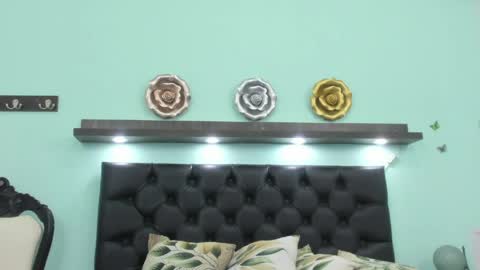 debora_rose18 online show from April 9, 2026, 12:10 am