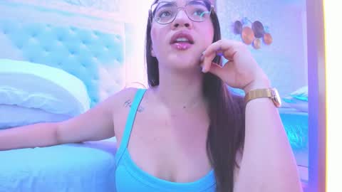 Debora online show from November 8, 2025, 11:10 am