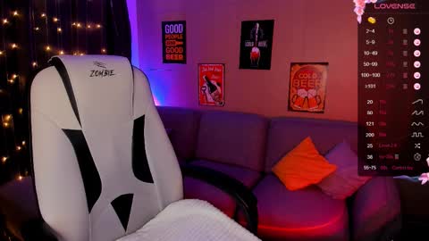 Debora online show from October 8, 2025, 2:31 am