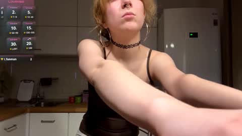 Snapshot of deboramcdonnall chatting on February 17, 2026, 4:24 pm Hello My name is Sarah im new model here and little but shy. online show from February 17, 2026, 4:24 pm
