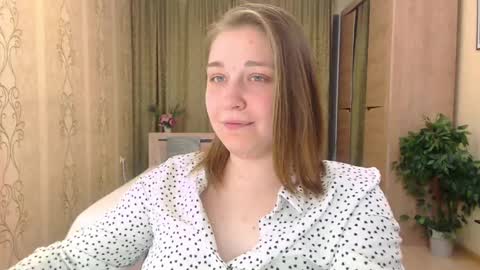 Snapshot of debramust chatting on December 7, 2024, 11:56 pm debramust online show from December 7, 2024, 11:56 pm