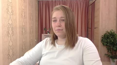 Snapshot of debramust chatting on December 12, 2024, 1:17 pm debramust online show from December 12, 2024, 1:17 pm