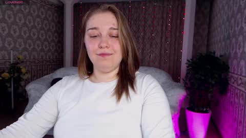 Snapshot of debramust chatting on March 12, 2025, 9:03 pm debramust online show from March 12, 2025, 9:03 pm