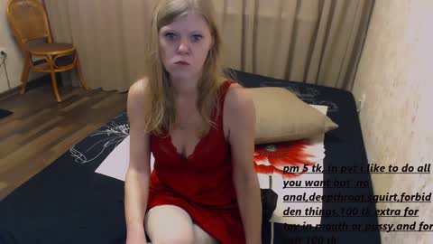 Snapshot of decentwhore chatting on January 26, 2025, 5:34 am Amy online show from January 26, 2025, 5:34 am