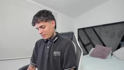 declan_fox online show from September 15, 2025, 3:50 am