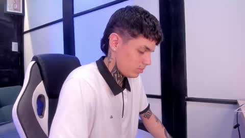 declan_fox online show from October 6, 2025, 1:08 pm