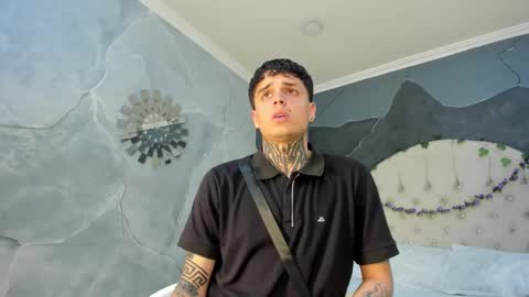 declan_fox online show from November 5, 2025, 1:05 am