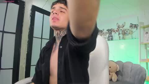 declan_fox online show from November 10, 2025, 5:39 am