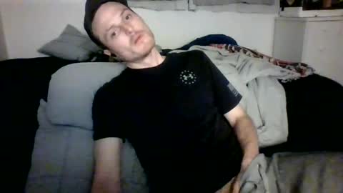 Snapshot of dee4dayz19 chatting on July 5, 2026, 4:52 am Dee4dayz online show from July 5, 2026, 4:52 am