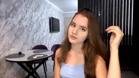 Snapshot of deeannballmann chatting on September 21, 2025, 5:03 pm Anna online show from September 21, 2025, 5:03 pm