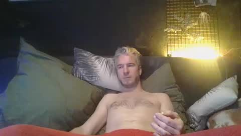 Snapshot of deebo1987 chatting on December 28, 2024, 3:48 pm Deen online show from December 28, 2024, 3:48 pm