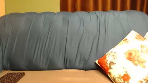 Dee online show from February 20, 2026, 7:47 pm