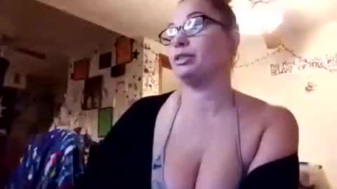 Deedeemarie02 online show from November 20, 2025, 2:17 pm