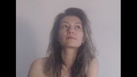 Deelightfull online show from January 17, 2025, 9:49 am