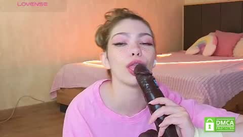 Sophie online show from July 10, 2026, 8:50 am