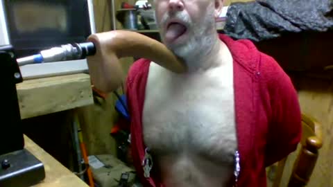 Snapshot of deepthroat227 chatting on February 18, 2025, 4:48 pm Deepthroat My Big Dildos online show from February 18, 2025, 4:48 pm