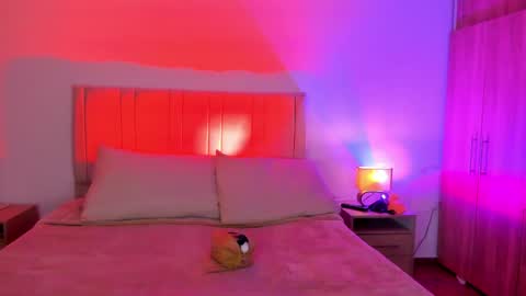 deepthroat_sweet online show from April 16, 2026, 12:22 am