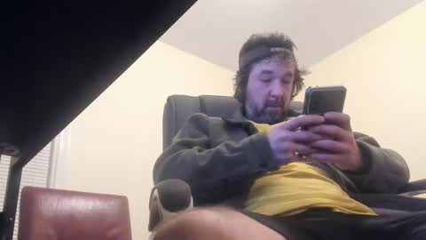 Snapshot of deeznutz343 chatting on December 7, 2024, 1:25 am Deez Nutz online show from December 7, 2024, 1:25 am