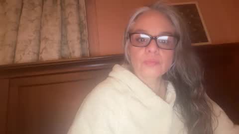 Snapshot of degeneratesaint chatting on February 14, 2026, 2:41 am Tori online show from February 14, 2026, 2:41 am