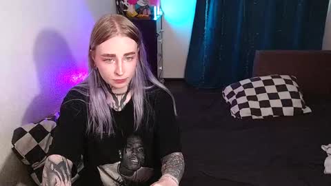 Snapshot of degradat1on chatting on September 19, 2025, 2:40 pm degradat1on online show from September 19, 2025, 2:40 pm