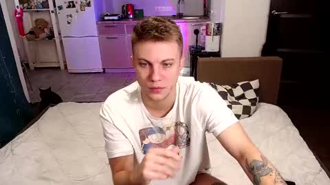 Snapshot of degradat1on chatting on October 12, 2025, 8:35 am degradat1on online show from October 12, 2025, 8:35 am