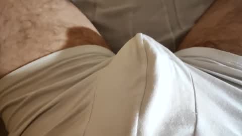 Snapshot of deilan83 chatting on January 1, 2025, 12:21 am Deilan model no face Private open online show from January 1, 2025, 12:21 am