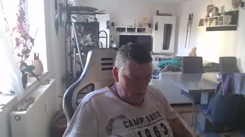 Snapshot of deinprinz2312 chatting on October 13, 2025, 12:49 pm deinprinz2312 online show from October 13, 2025, 12:49 pm