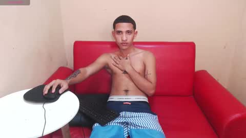 Snapshot of deiv2_ chatting on October 18, 2025, 3:24 pm deiv2_ online show from October 18, 2025, 3:24 pm