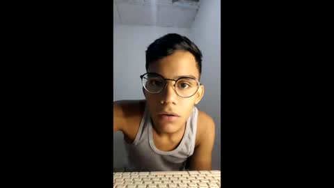 deivi_colins online show from October 12, 2025, 1:48 am