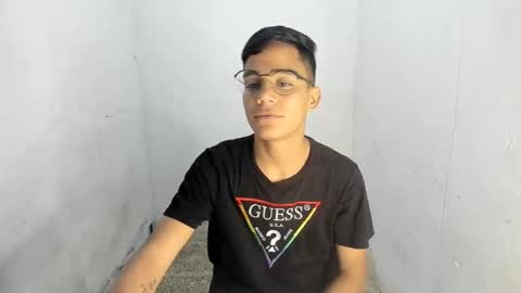 deivi_colins online show from October 16, 2025, 12:22 am