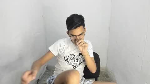 deivi_colins online show from October 26, 2025, 12:16 am