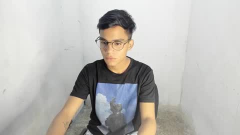 deivi_colins online show from October 29, 2025, 2:58 am