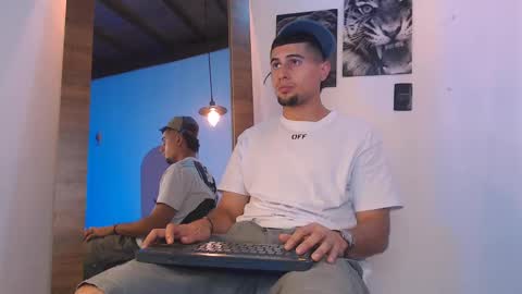  DEIVY  online show from December 17, 2024, 10:43 pm