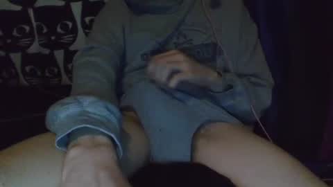 Snapshot of dekustick__ chatting on October 19, 2025, 2:45 am CozyClementine online show from October 19, 2025, 2:45 am