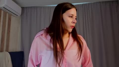 Leia online show from May 27, 2026, 4:09 am