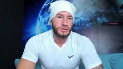 Delessandro online show from April 5, 2026, 11:24 pm