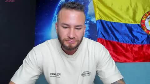 Snapshot of delessandro_world chatting on June 24, 2026, 8:52 pm Delessandro online show from June 24, 2026, 8:52 pm