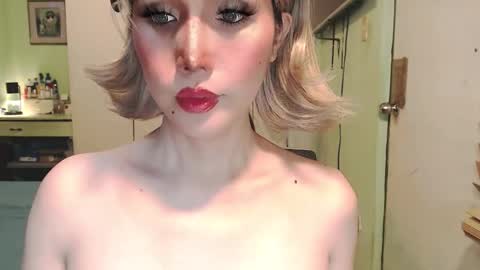 Mercedes online show from April 3, 2026, 5:05 am