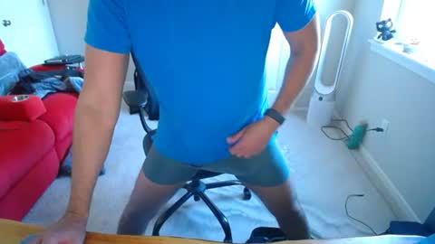 delicioso4u online show from July 5, 2026, 11:01 pm