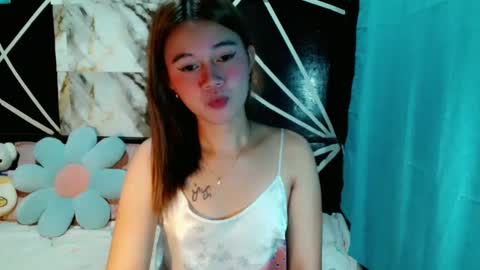 delicious_cum_girlxx online show from February 16, 2026, 12:07 am