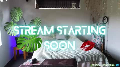 Kitty online show from September 29, 2025, 6:51 am