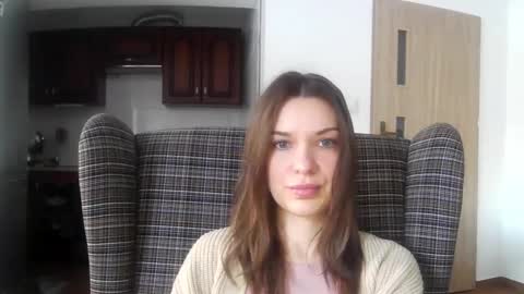 Snapshot of delightaurora chatting on February 18, 2025, 7:43 am Aurora online show from February 18, 2025, 7:43 am