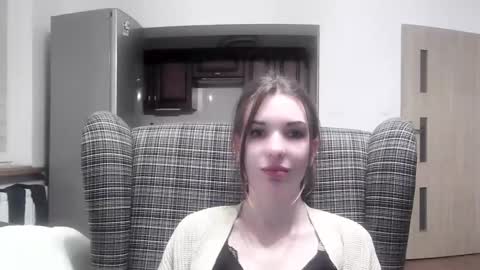 Snapshot of delightaurora chatting on March 5, 2025, 5:50 pm Aurora online show from March 5, 2025, 5:50 pm