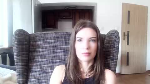 Snapshot of delightaurora chatting on March 6, 2025, 10:52 am Aurora online show from March 6, 2025, 10:52 am